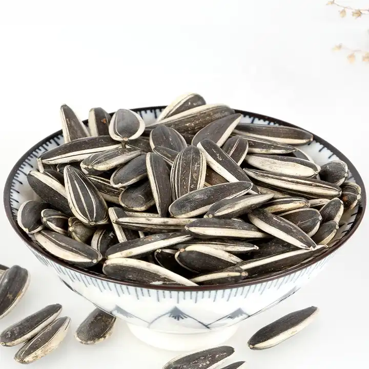 wholesale Dried Sunflower Seeds Factory Direct raw Wholesale T6 Sunflower Seeds