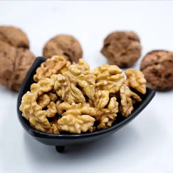Walnut wholesale kernel walnut Factory price Food supplements walnuts  peptide