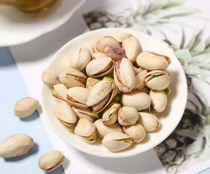 Professional Manufacturer Wholesale High Quality Pistachios Raw Pistachio Nuts Normal Temperature Storage China Export to Europe