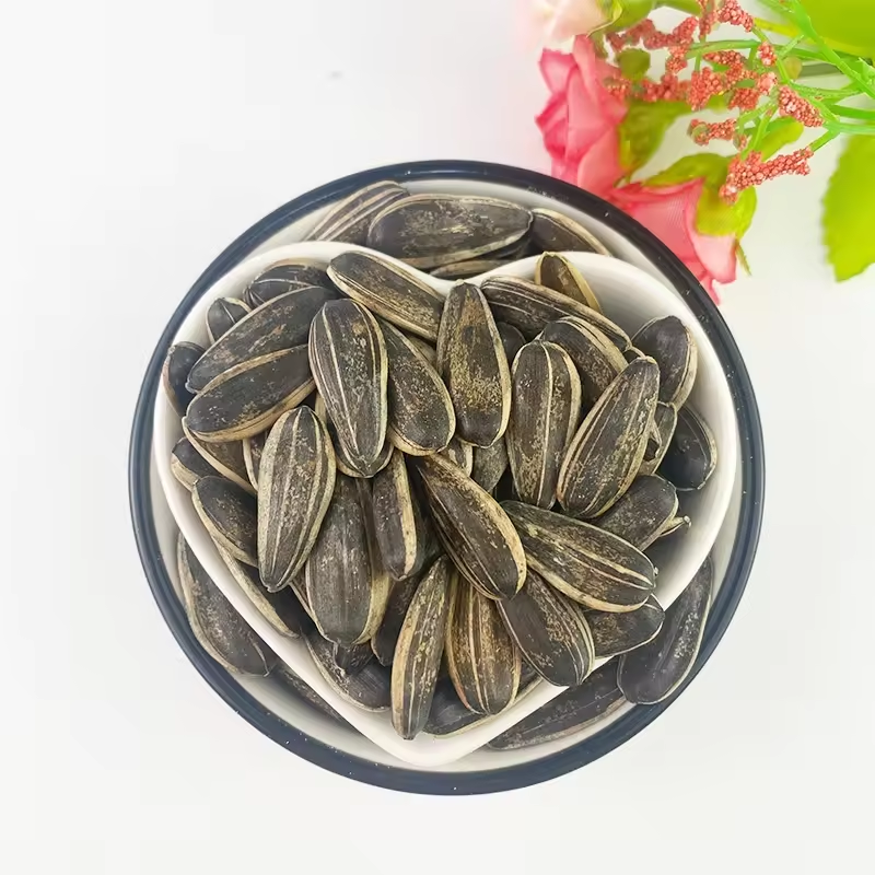 Best price 363/361/601 type natural color sunflower seeds hot sale from China Inner Mongolia Li Niu Niu Food